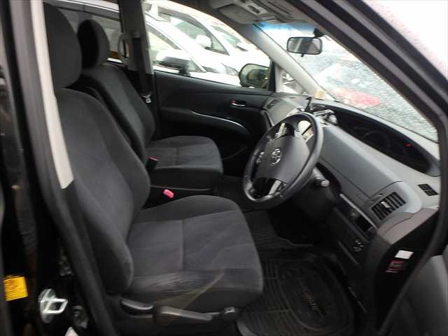 2013 Toyota Estima Aeras
