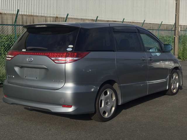 2006 Toyota Estima Aeras