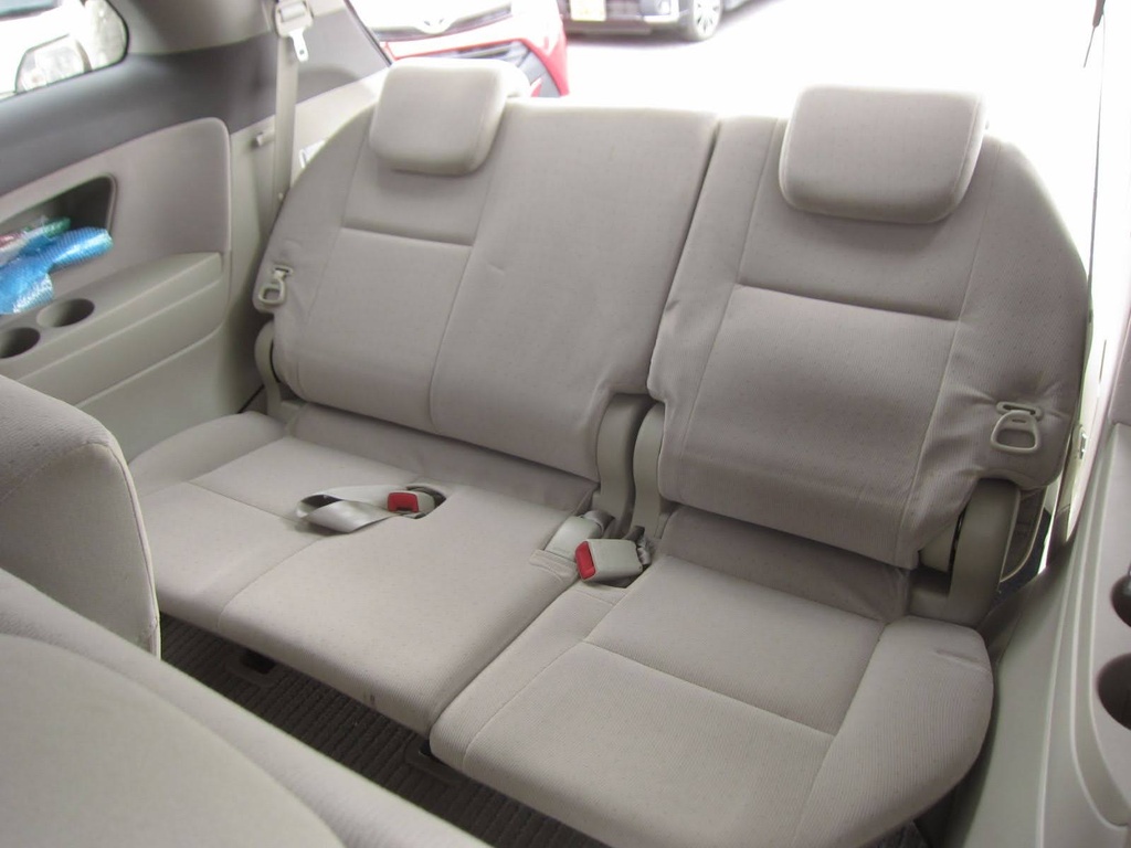 2006 Toyota Estima Aeras
