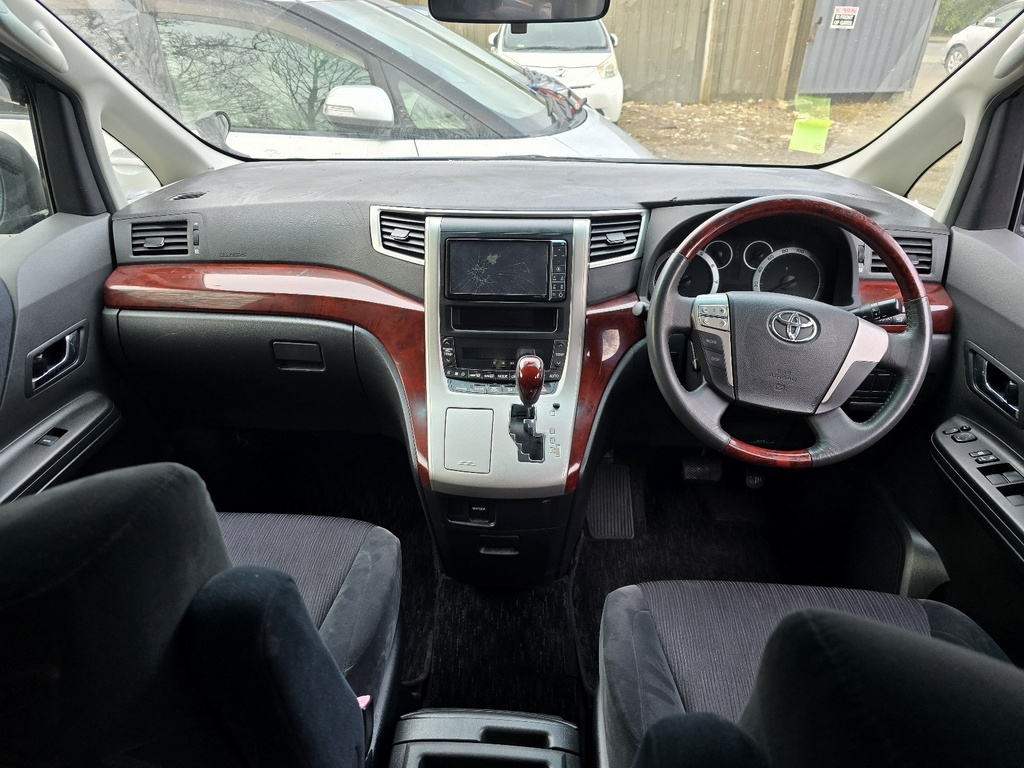 2010 Toyota Vellfire Z