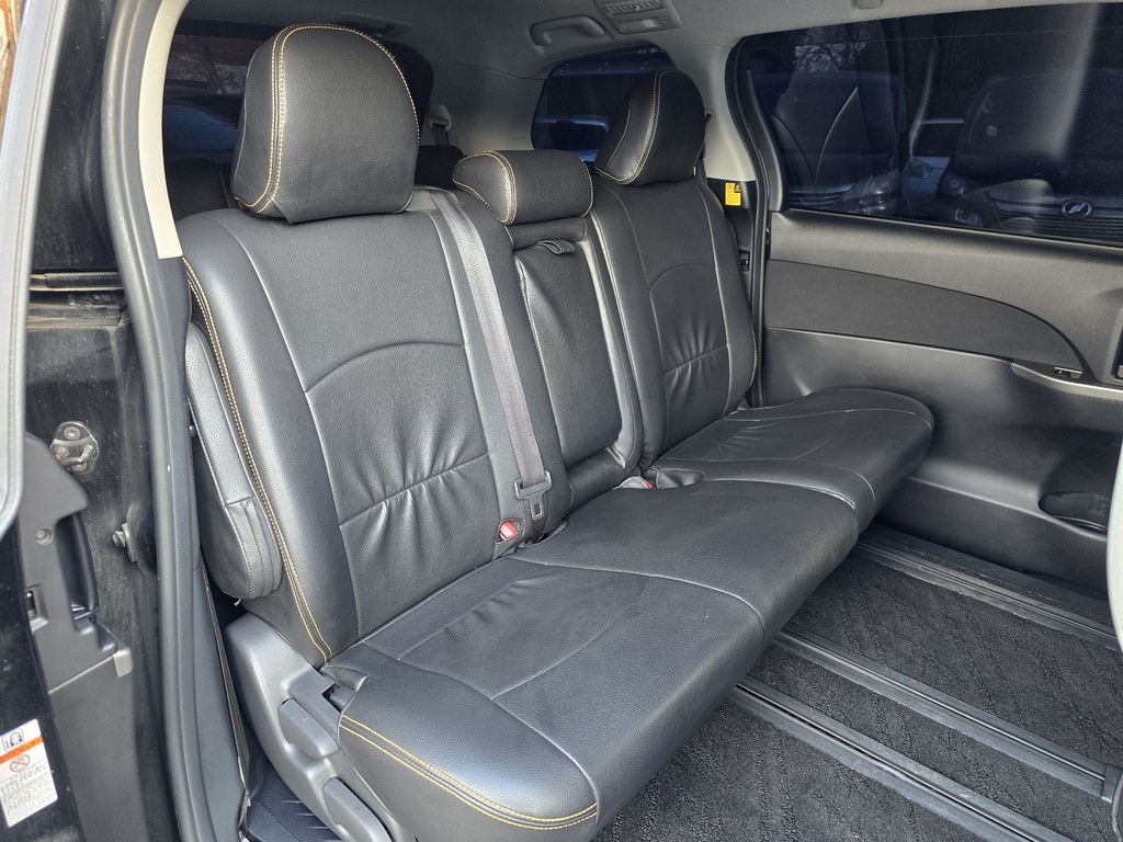 2013 Toyota Estima Aeras Premium