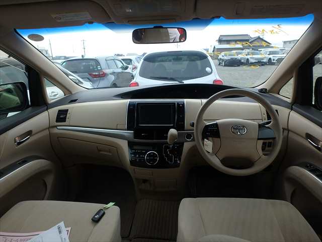 2012 Toyota Estima X