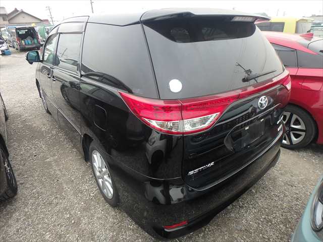 2010 Toyota Estima Aeras