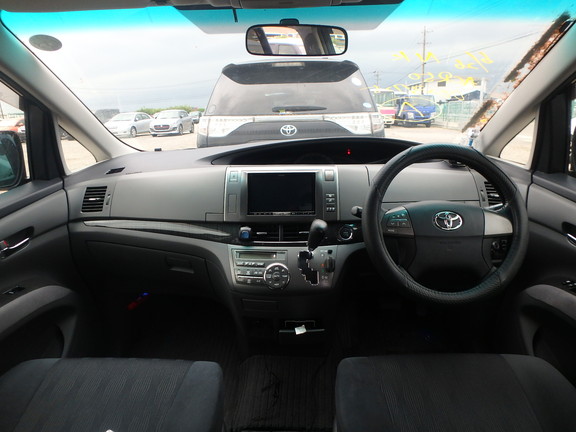 2010 Toyota Estima Aeras