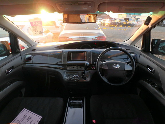 2011 Toyota Estima Aeras