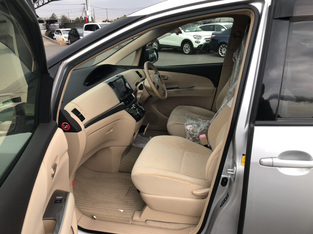 2014 Toyota Estima X