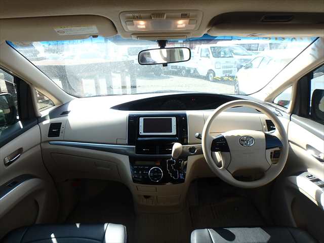 2013 Toyota Estima X (Low mileage, Superb condition)