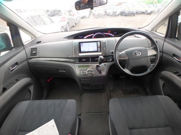 2011 Toyota Estima Aeras