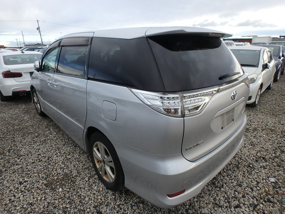 2013 Toyota Estima Aeras Premium 6