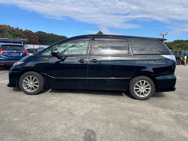 2012 Toyota Estima Aeras (7 seats) 6