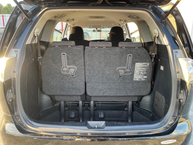 2013 Toyota Estima Aeras (7 seats)