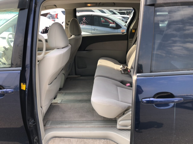 2007 Toyota Estima X (Low mileage)