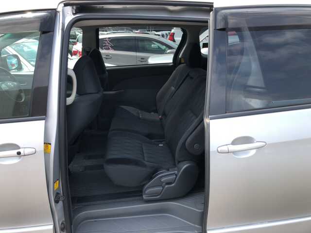 2009 Toyota Estima Aeras