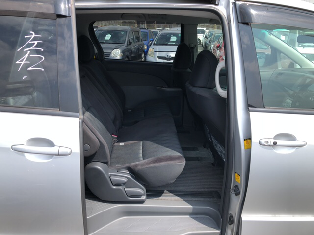 2009 Toyota Estima Aeras