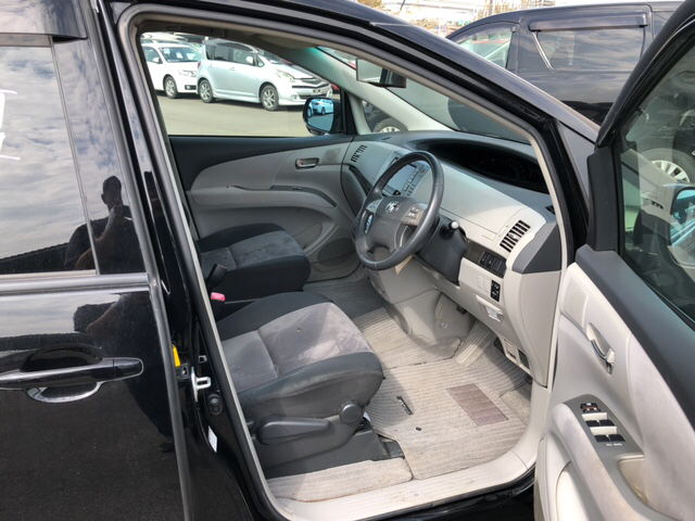 2007 Toyota Estima Aeras