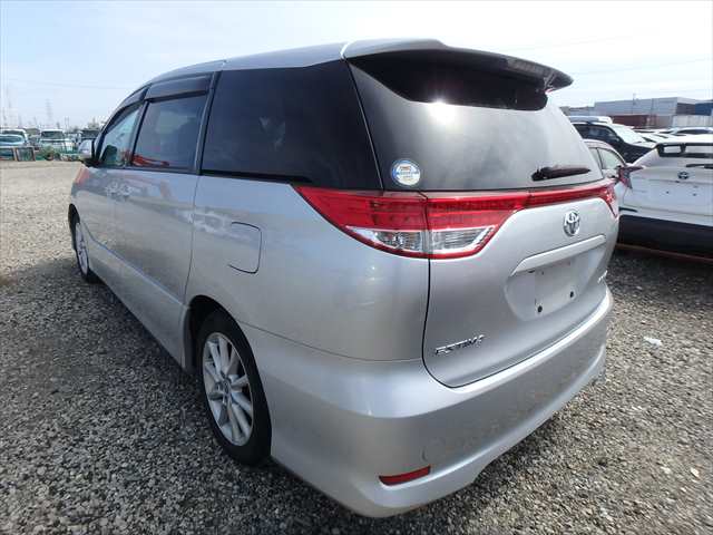 2011 Toyota Estima Aeras