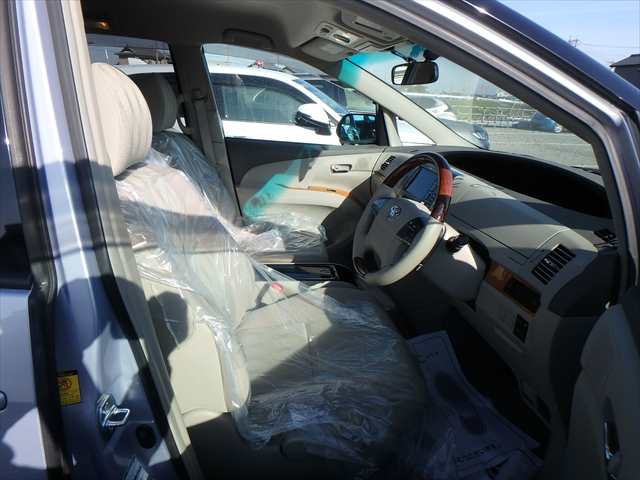 2010 Toyota Estima Aeras (Low mileage)