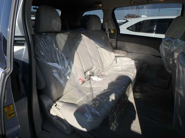 2010 Toyota Estima Aeras (Low mileage)
