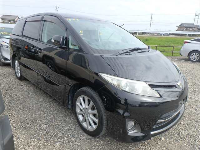 2011 Toyota Estima Aeras (Low mileage)