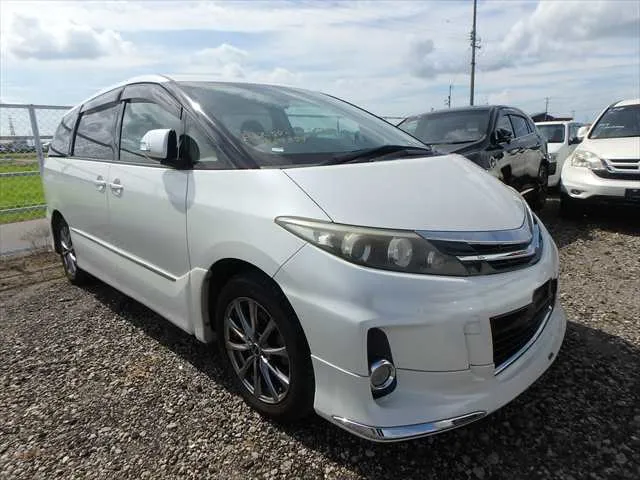 2013 Toyota Estima Aeras Premium