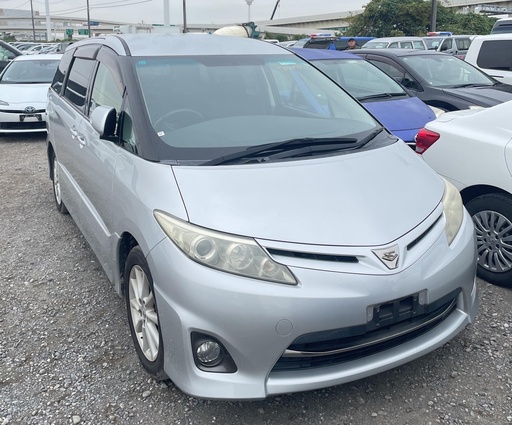 2011 Toyota Estima Aeras (Low mileage)